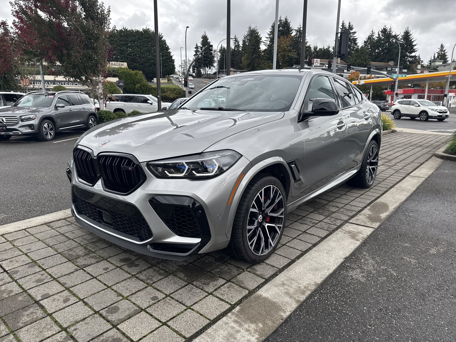 Used 2022 BMW X6 M w/ Competition Package AWD/4WD image 1