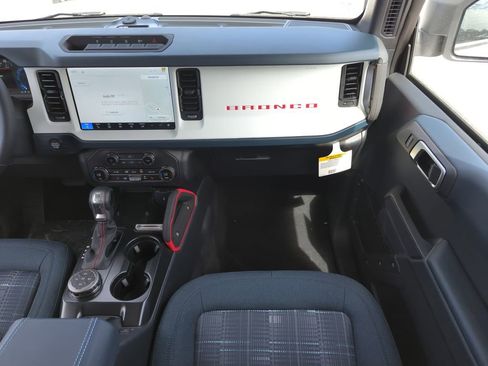 New 2026 Ford Bronco Heritage Edition image 17