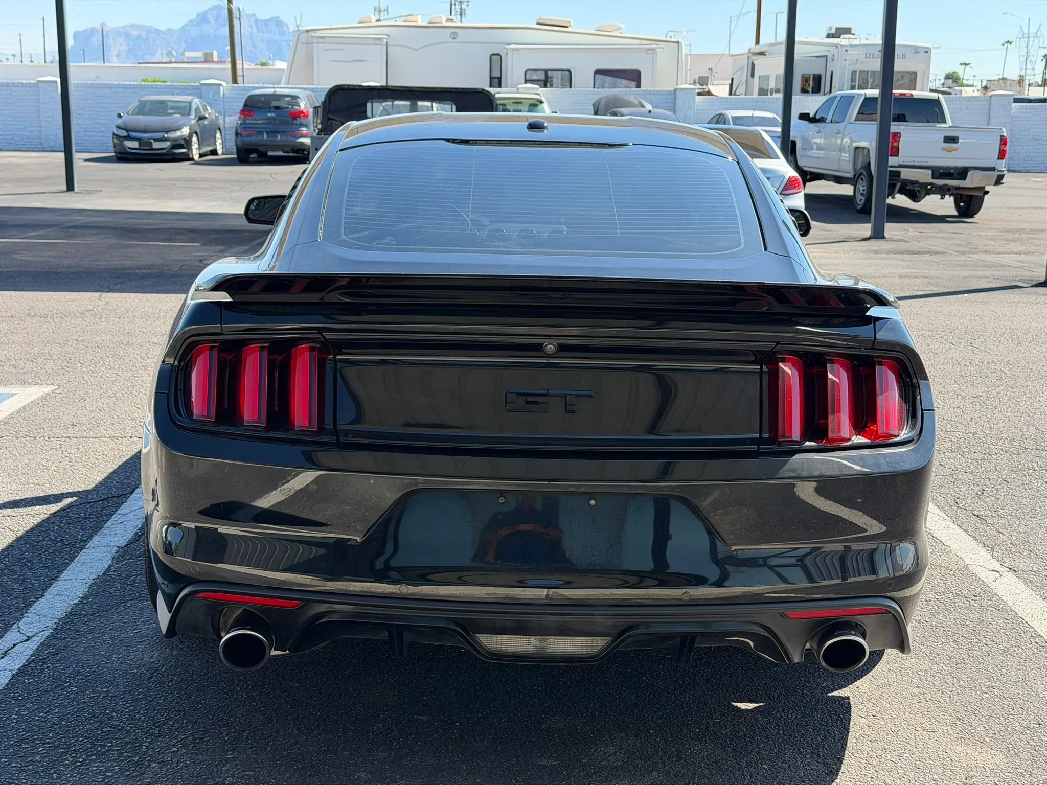 Used 2017 Ford Mustang GT Premium w/ Black Accent Package RWD image 8