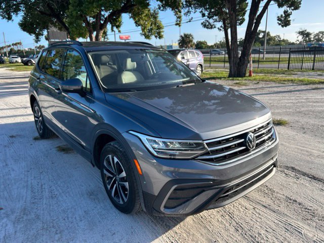 Used 2022 Volkswagen Tiguan S FWD image 1