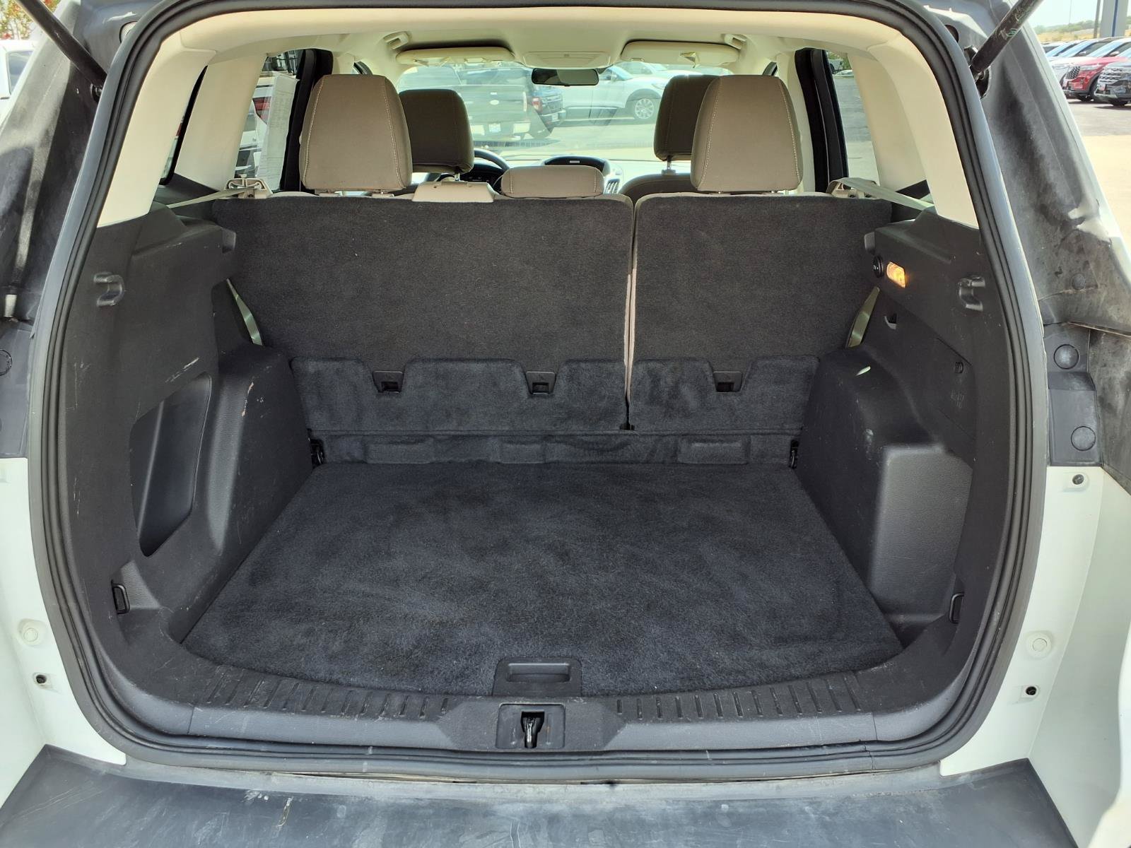 Used 2016 Ford Escape SE FWD image 12