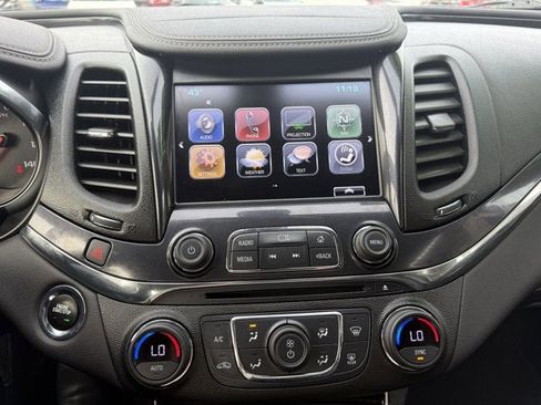 Used 2018 Chevrolet Impala Premier image 12