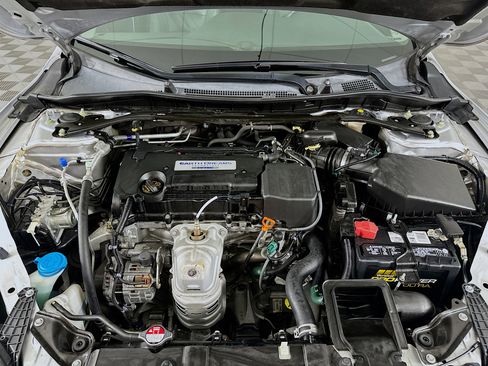 Used 2014 Honda Accord EX-L image 31