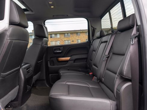 Used 2018 Chevrolet Silverado 2500 LTZ w/ Duramax Plus Package AWD/4WD image 29