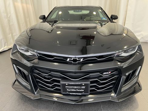 Used 2018 Chevrolet Camaro ZL1 image 6