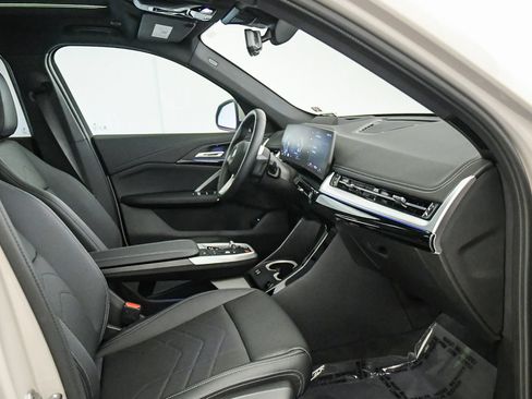 Used 2026 BMW X1 xDrive28i w/ Technology Package AWD/4WD image 16
