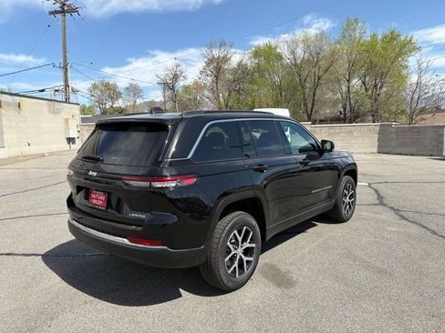 New 2025 Jeep Grand Cherokee Limited w/ Trailer Tow Package image 7
