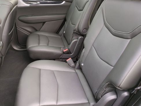 Certified 2024 Cadillac XT6 Premium Luxury w/ Technology Package image 18