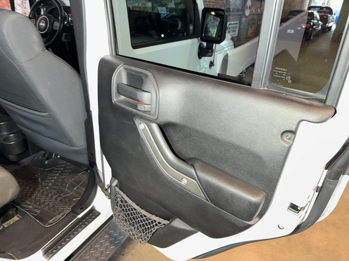 Used 2011 Jeep Wrangler Unlimited Sport AWD/4WD image 93