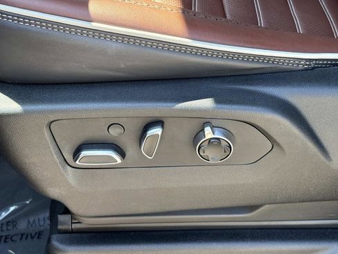 Certified 2023 GMC Yukon Denali Ultimate image 15