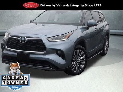 Used 2023 Toyota Highlander Platinum