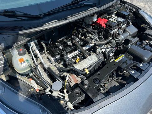 Used 2020 Nissan Versa S FWD image 31