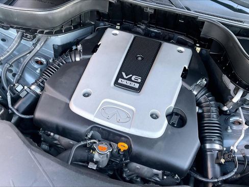 Used 2015 INFINITI QX70 AWD w/ Premium Package image 32