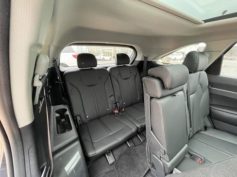 New 2026 Kia Sorento S image 28