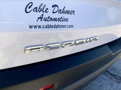 Used 2023 GMC Acadia AT4 image 30