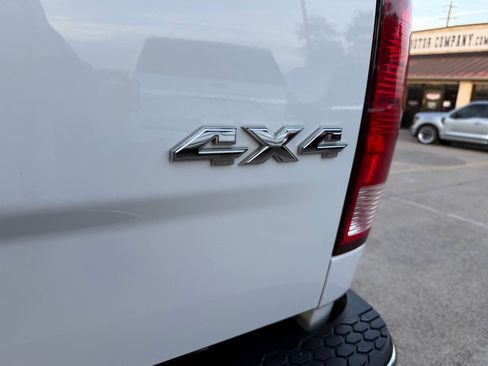 Used 2017 RAM 3500 Lone Star image 10