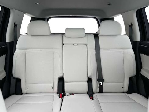 New 2026 Hyundai Santa Fe SE image 32