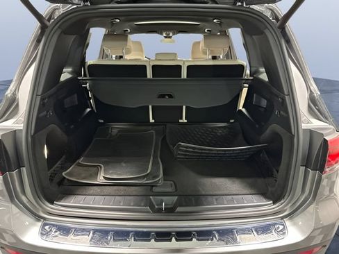 Used 2021 Mercedes-Benz GLB 250 4MATIC image 11