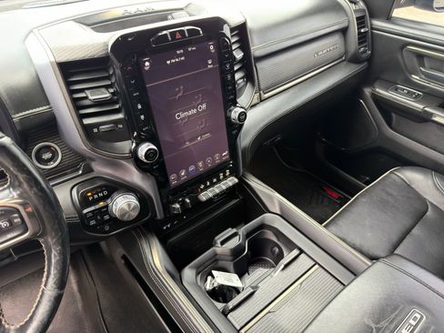 Used 2019 RAM 1500 Limited w/ Body Color Bumper Group image 22