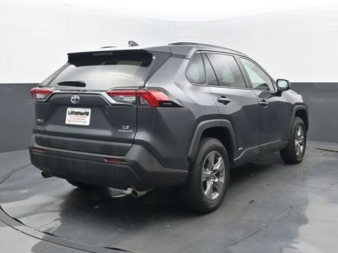 Used 2023 Toyota RAV4 LE AWD/4WD image 6