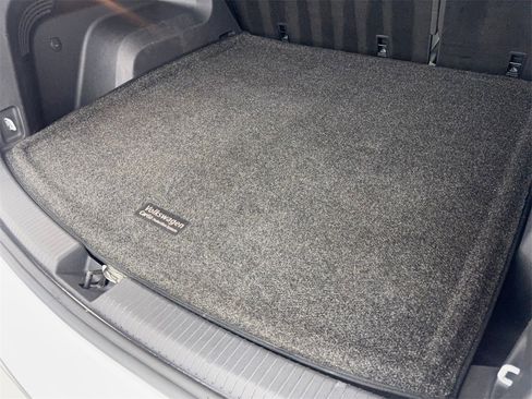 Used 2021 Volkswagen Atlas Cross Sport SE image 77