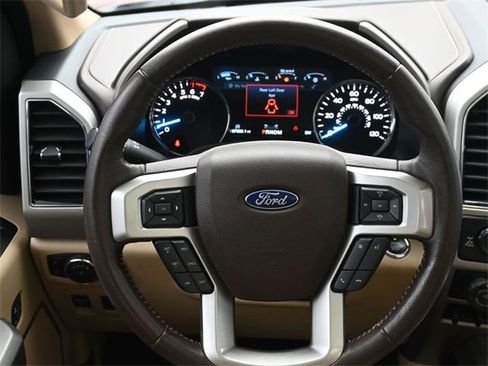 Used 2020 Ford F150 Lariat image 26