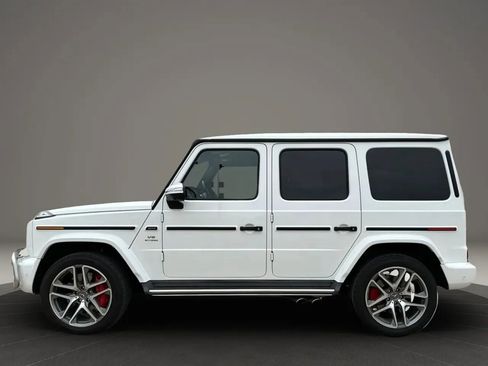 Used 2019 Mercedes-Benz G 63 AMG 4MATIC w/ Parking Package image 2