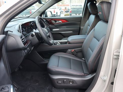 New 2026 Chevrolet Traverse Z71 image 4