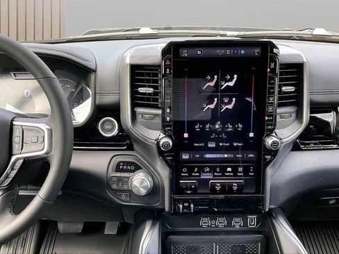 New 2026 RAM 1500 Laramie AWD/4WD image 12