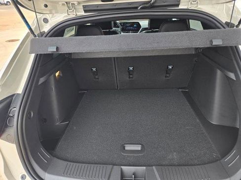 New 2026 Chevrolet Trax RS w/ Sunroof Package FWD image 15