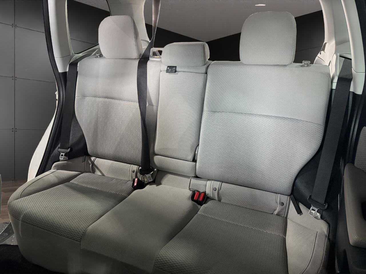 Used 2017 Subaru Forester 2.5i Premium AWD/4WD image 12