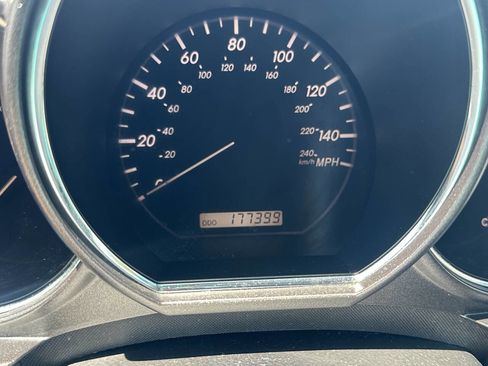 Used 2005 Lexus RX 330 AWD image 17