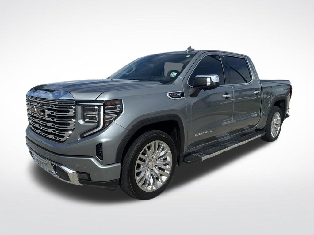 Used 2024 GMC Sierra 1500 Denali w/ Technology Package AWD/4WD image 3