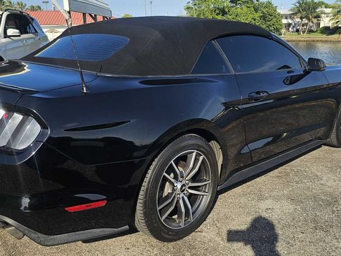 Used 2017 Ford Mustang Premium RWD image 7