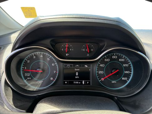 Used 2018 Chevrolet Cruze LS FWD image 11
