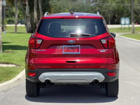 Used 2019 Ford Escape Titanium FWD image 23
