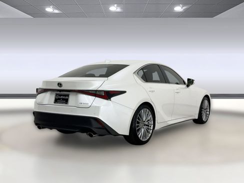 Certified 2025 Lexus IS 300 w/ Premium Package image 9