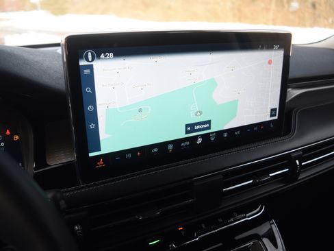 Used 2023 Lincoln Corsair Reserve w/ Jet Appearance Package image 9