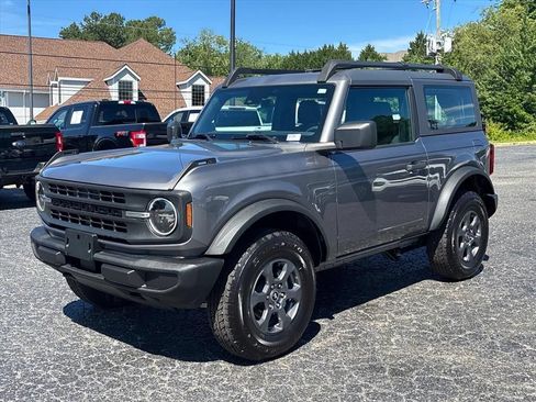Used 2021 Ford Bronco 2-Door AWD/4WD image 3