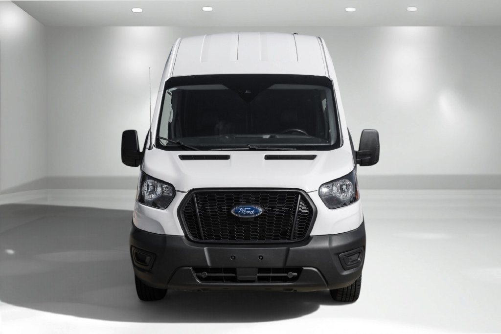 Used 2025 Ford Transit 250 148 High Roof Extended RWD image 4