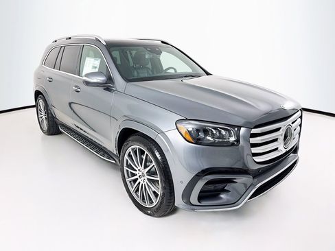 New 2026 Mercedes-Benz GLS 450 4MATIC image 1