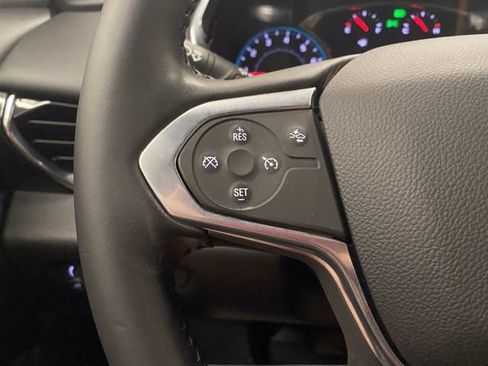 Used 2022 Chevrolet Traverse RS AWD/4WD image 32