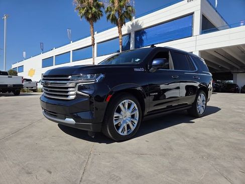 Certified 2024 Chevrolet Tahoe High Country w/ Advanced Technology Package AWD/4WD image 2
