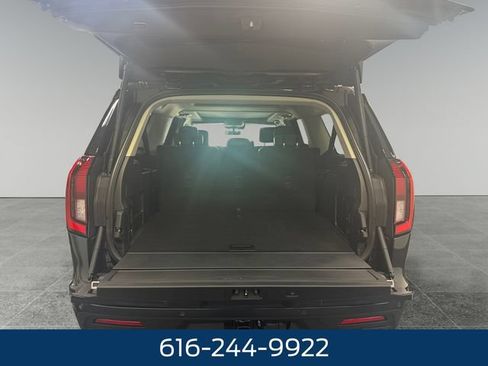 New 2026 Ford Expedition Max Active AWD/4WD image 13