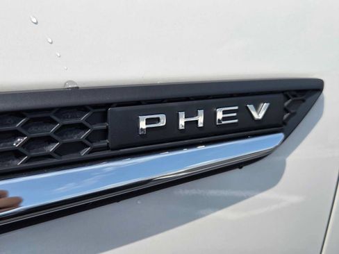 Certified 2024 MAZDA CX-90 Plug-In Hybrid w/ Premium Pkg AWD/4WD image 10