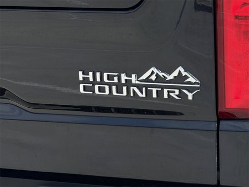 Certified 2024 Chevrolet Silverado 1500 High Country w/ High Country Premium Package image 7
