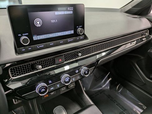 Used 2023 Honda Civic Sport image 10