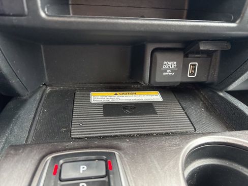 Used 2022 Honda Pilot Special Edition image 25