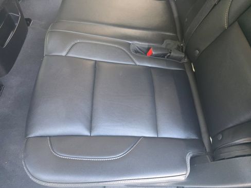 Used 2019 Chevrolet Suburban LT AWD/4WD image 35