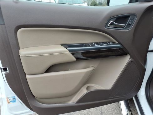 Used 2018 GMC Canyon SLT w/ Driver Alert Package image 17